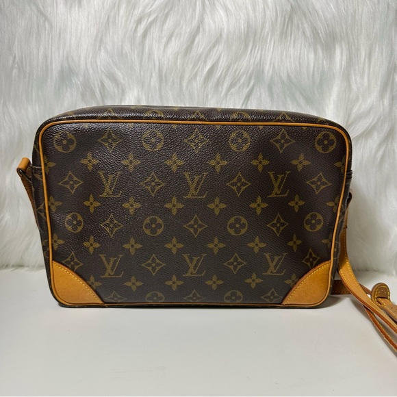 S⭕️LD. LV Trocadero 30 crossbody - Picture 2 of 10